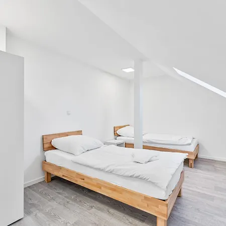 Perfekt Für Firmen Und Gruppen - 1 Haus - 12 Apartamento Heidenheim an der Brenz