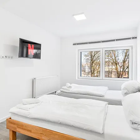 Perfekt Für Firmen Und Gruppen - 1 Haus - 12 *
